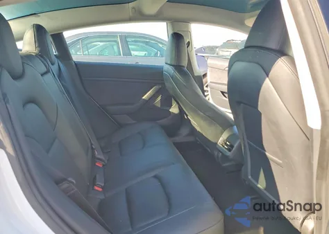 2023 Tesla Model 3 z USA, uszkodzony, nr VIN 5YJ3E1EA6PF610325